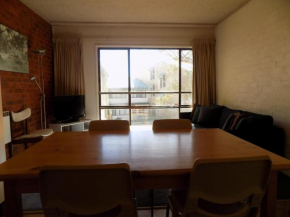 Mountain View, Kirwan 27